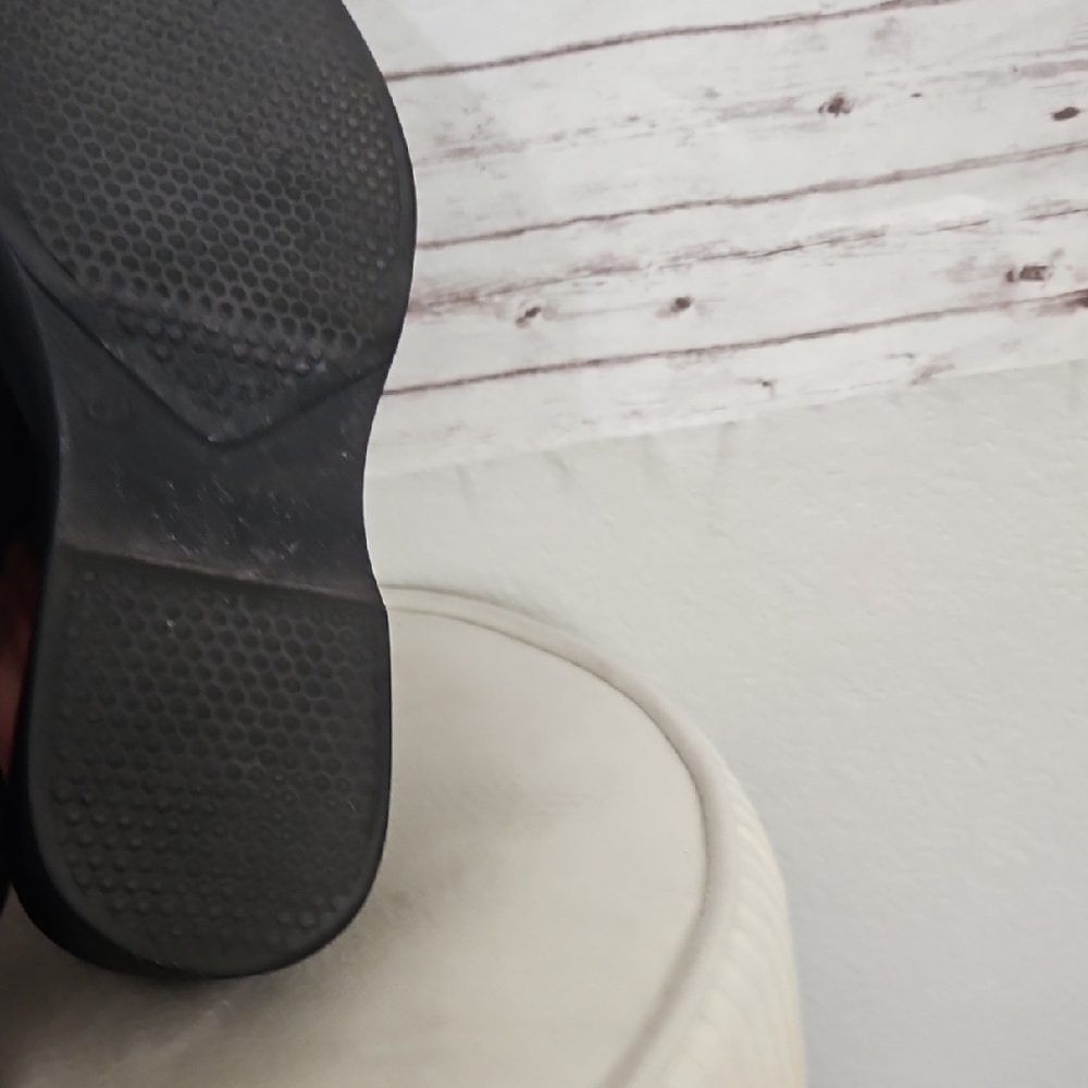 Steve Madden Black Platform Slides - Picture 6 of 8